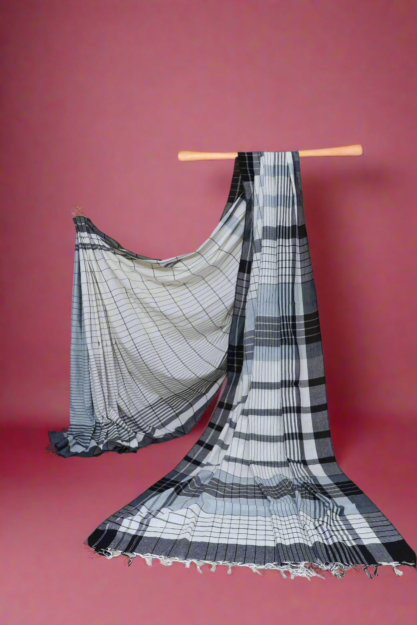 Handloom Cotton Saree – Crafted in Bengal
