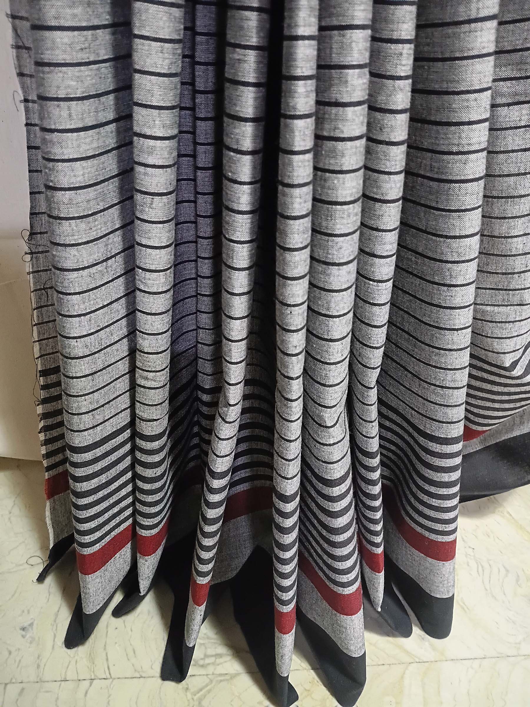 Contemporary Gamchha Cotton Saree – Grey White Linear Check