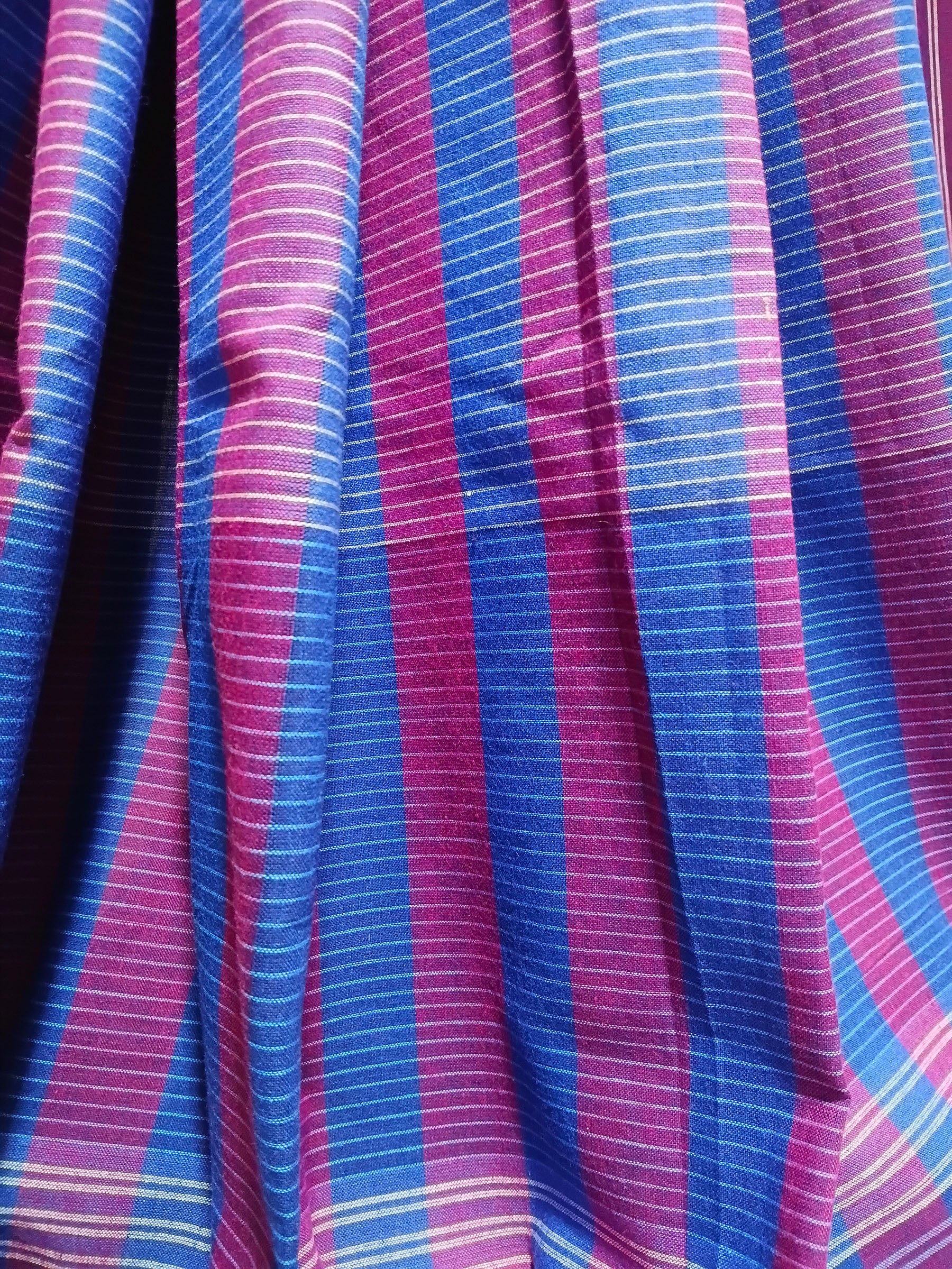 Magenta & Indigo Gamchha Cotton Saree – Handwoven Bengal Checked Saree