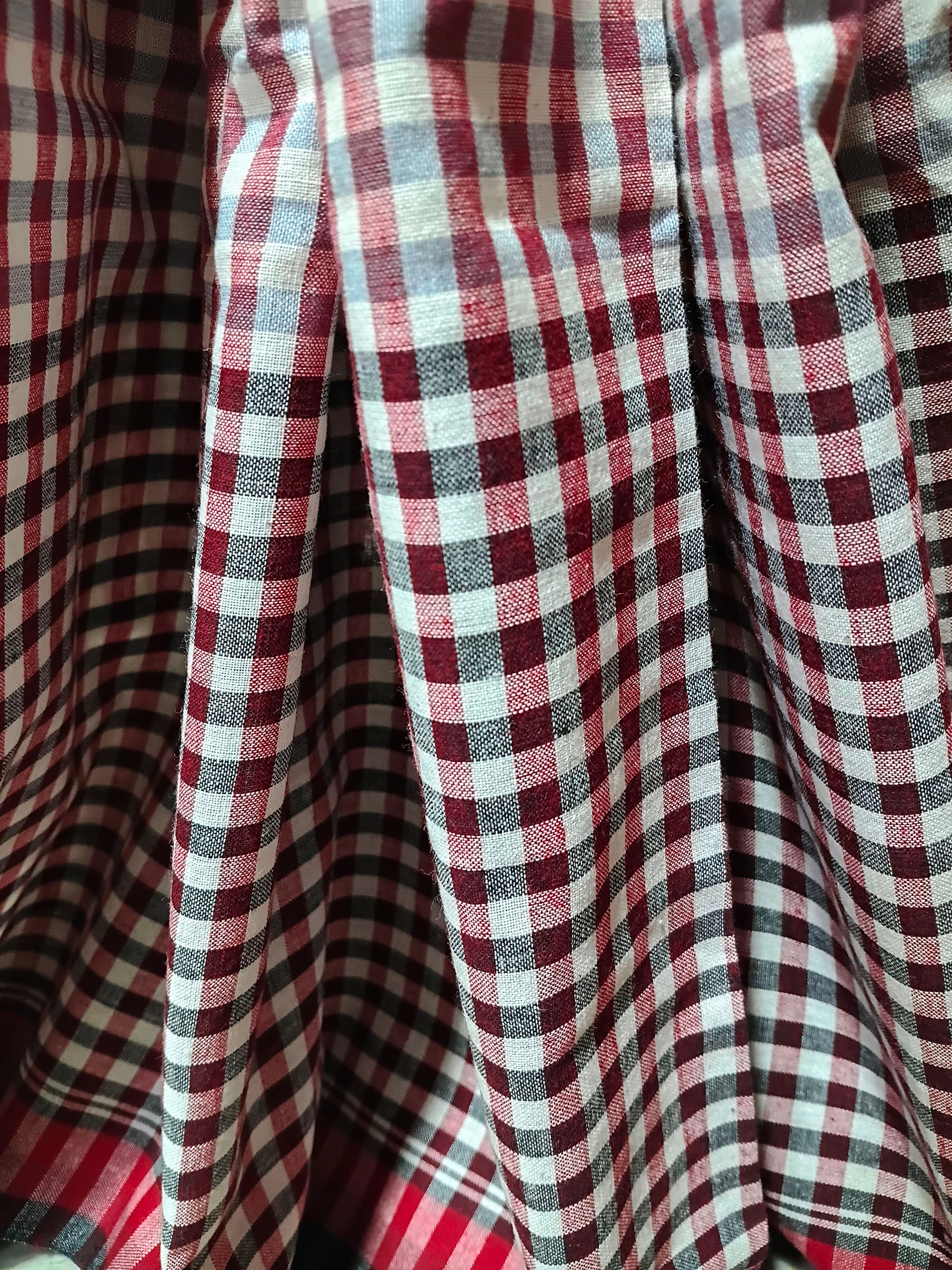 Berry Check Handloom Cotton Saree