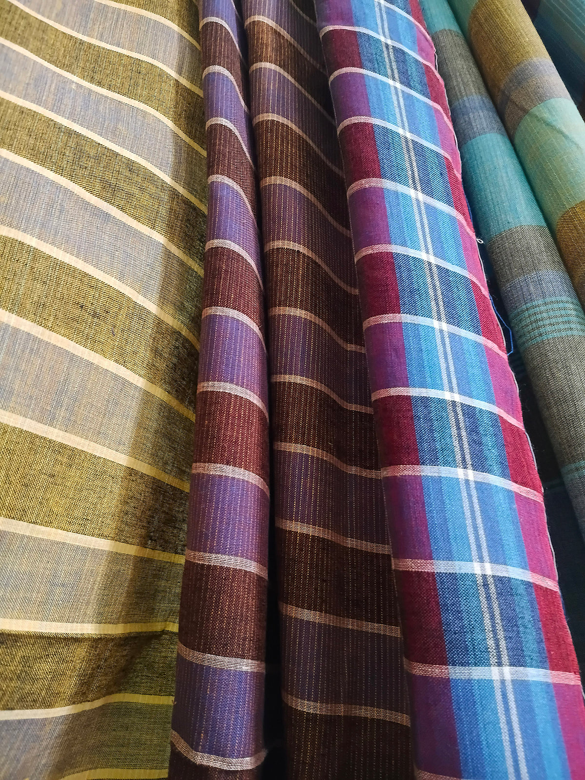 Maroon Purple Multicolour Handloom Gamchha Saree