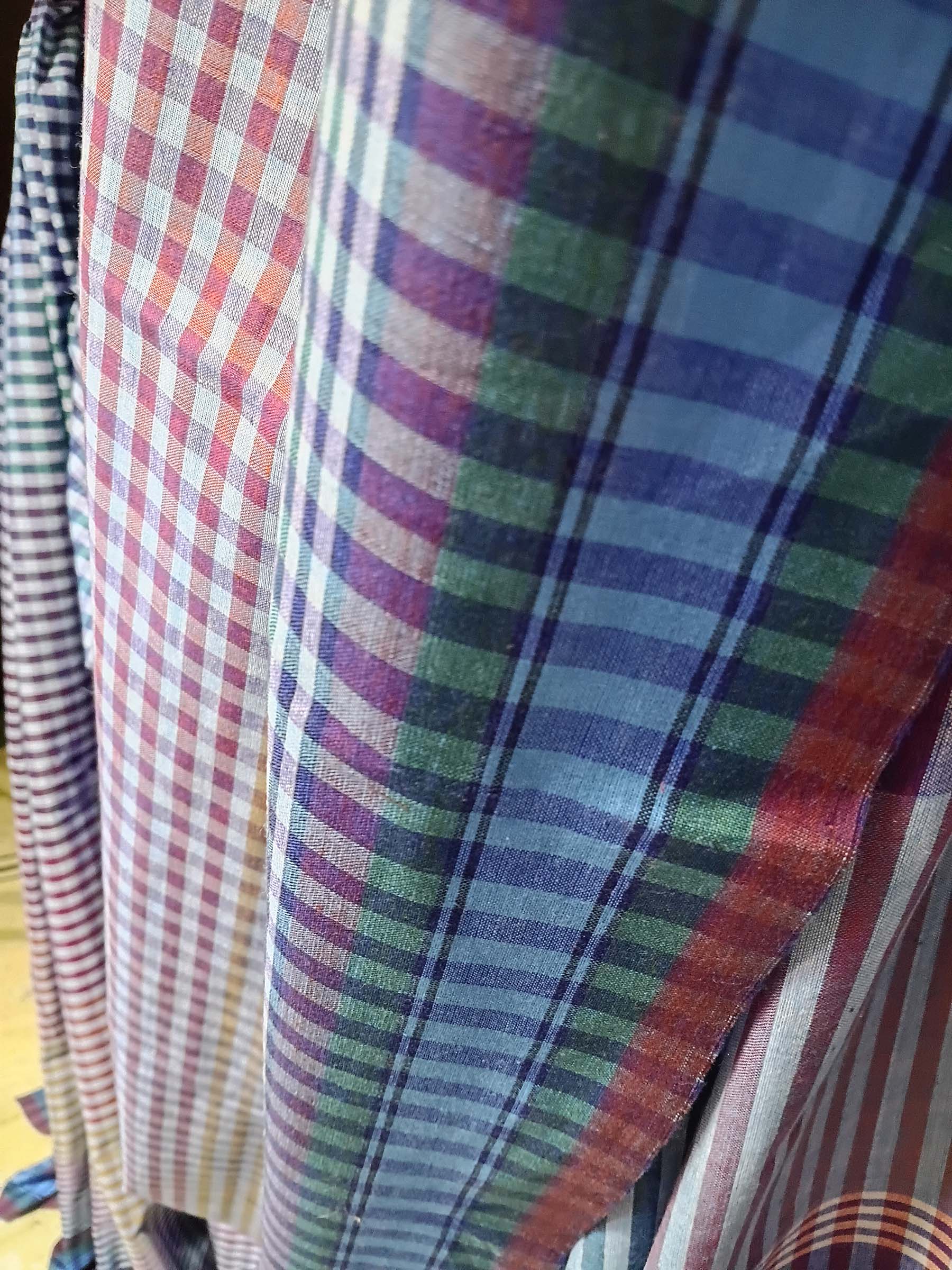 Contemporary Gamchha Cotton Saree – Red Teal Check Edit