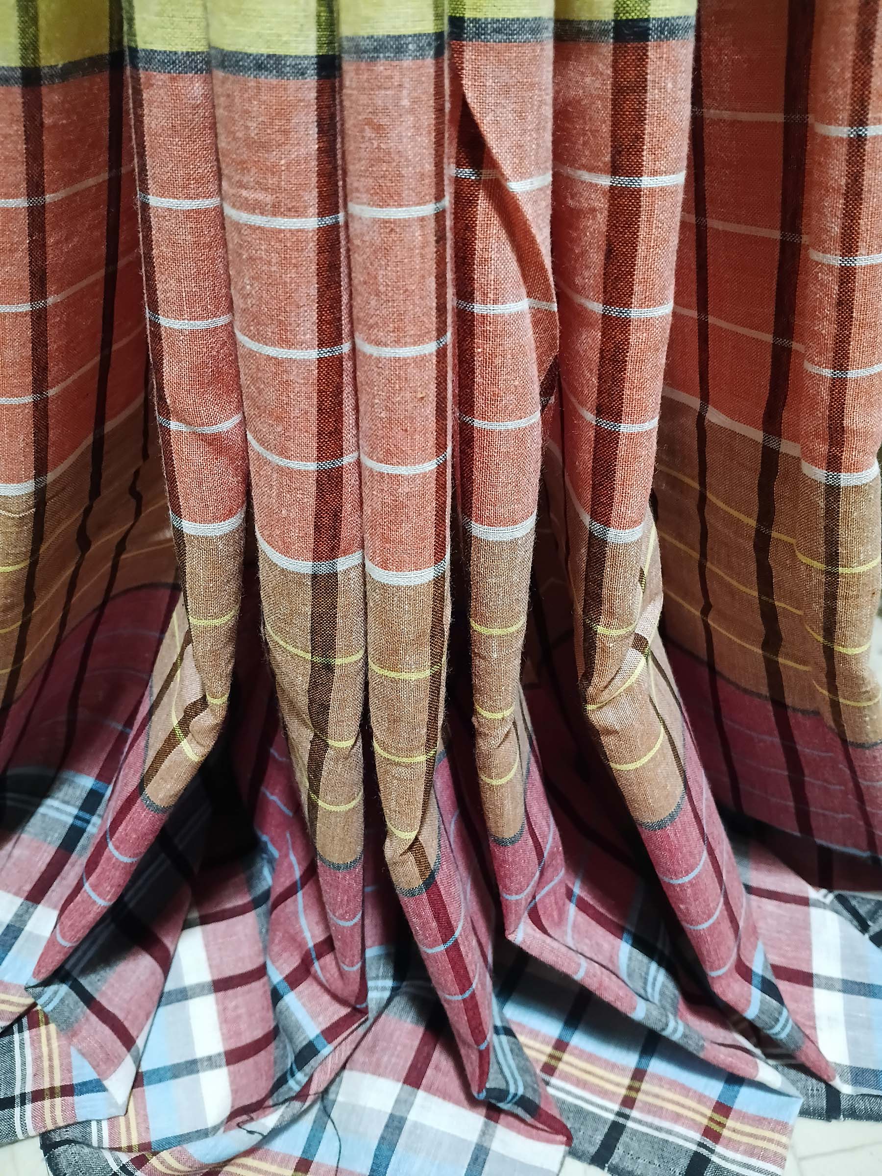 Contemporary Gamchha Cotton Saree – Multicolor Checks