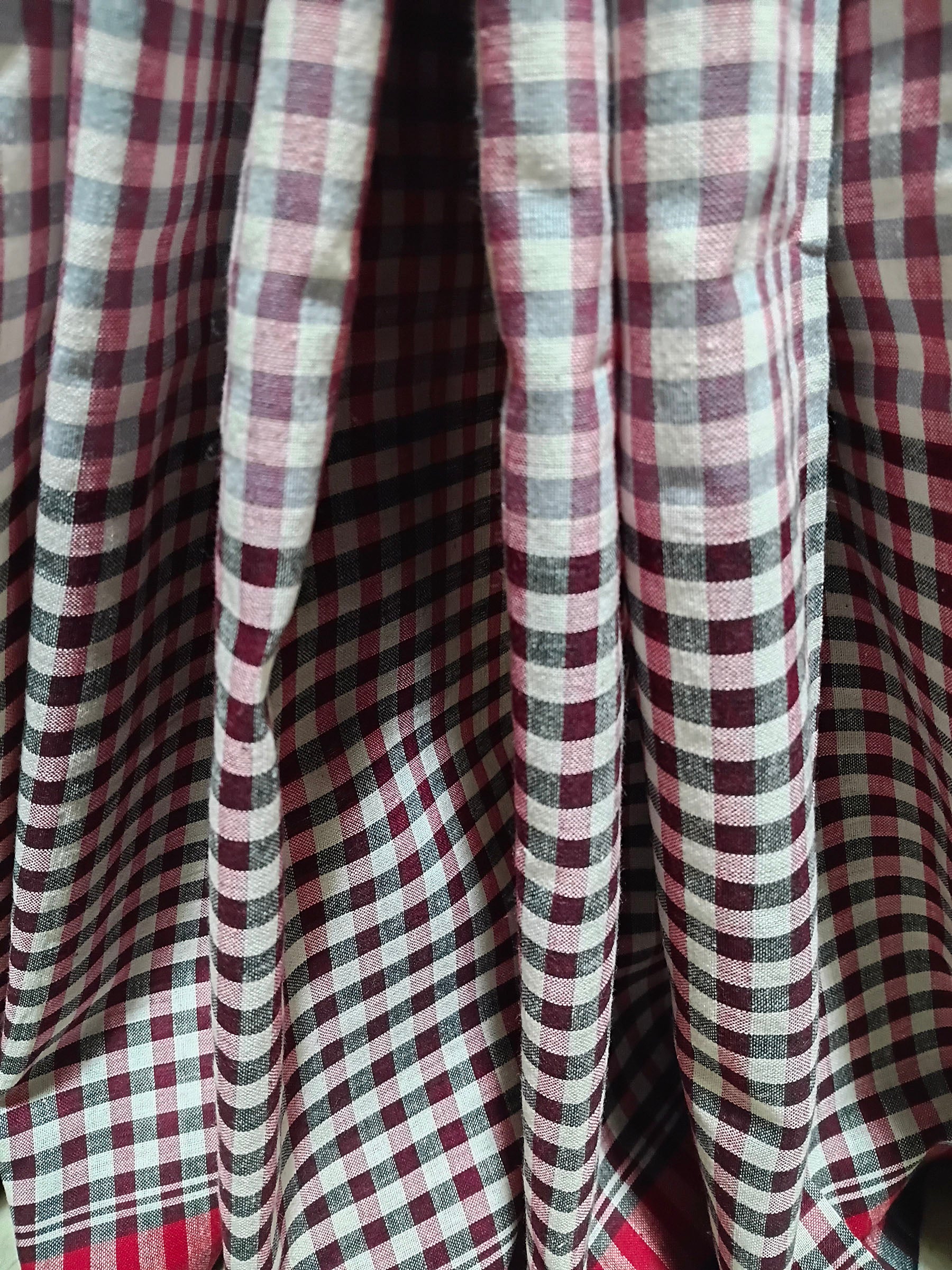 Contemporary Gamchha Cotton Saree – Ivory White with Red Checks