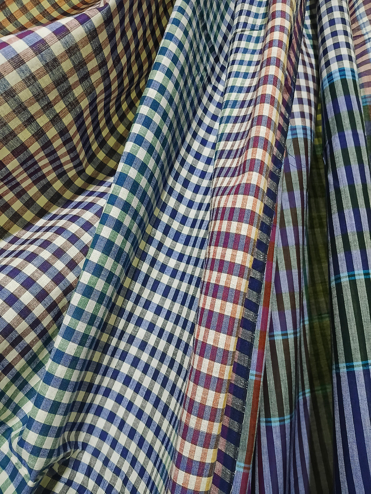 Navy Blue & Multicolour Checked Handloom Saree