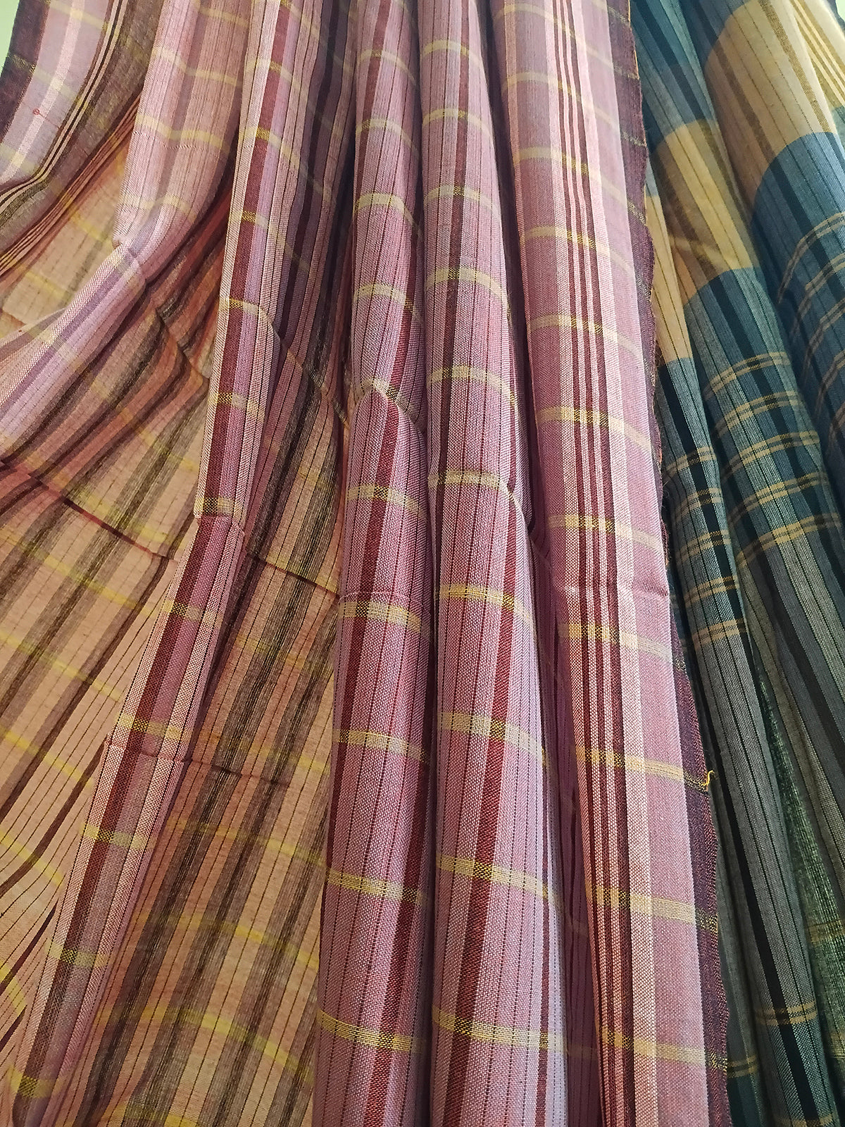 Pink & Blue Checked Handloom Saree
