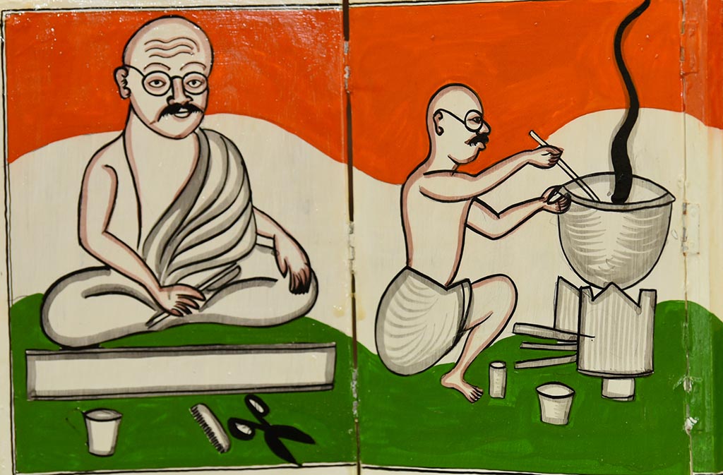 Gandhi's Life In Kavad Art